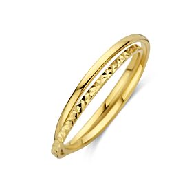 ring diamond-studded 